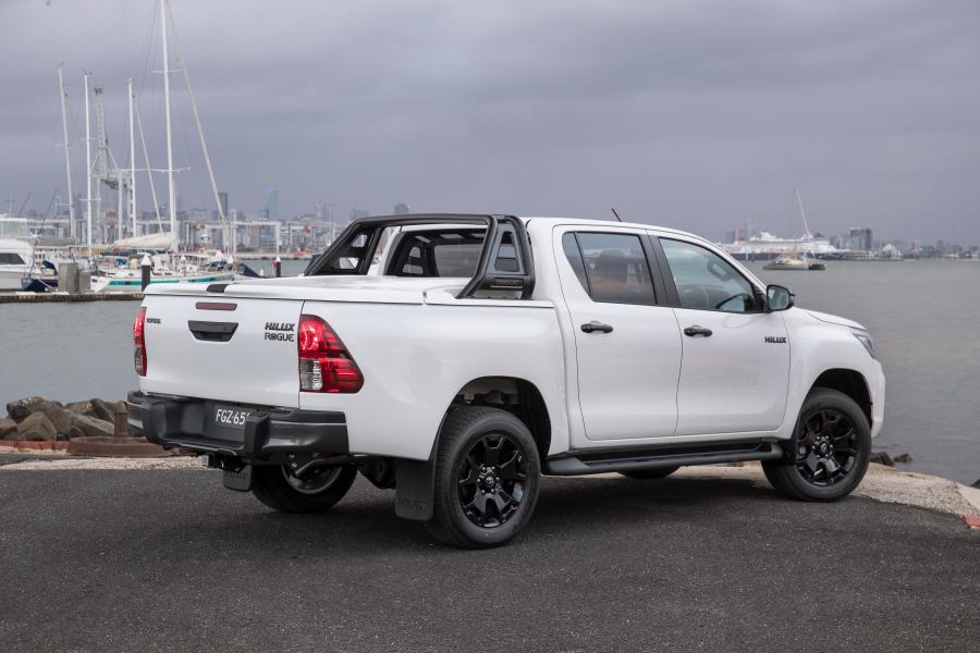  Toyota Hilux Rogue Double Cab 2018 года  (AU) (фото 22 из 27)